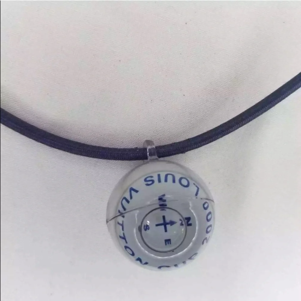 Authentic LOUIS VUITTON LV‎ Cup 2000 compass - Picture 7 of 15